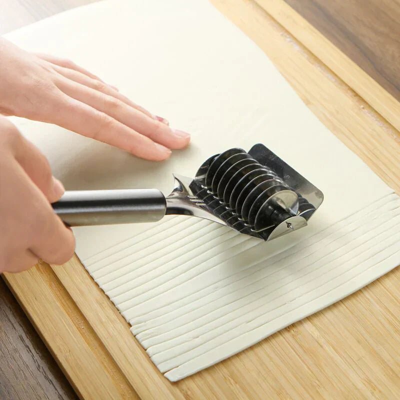 Stainless Steel Noodle Maker – Manual Pasta Roller